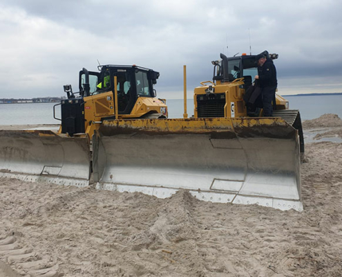Blunk-Team Holtsee stellt vom Orkan zerstörten Strand wieder her 30